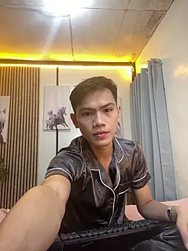 Snapshot of alex_cummer chatting on October 2, 2025, 9:23 am alex cummer online show from October 2, 2025, 9:23 am