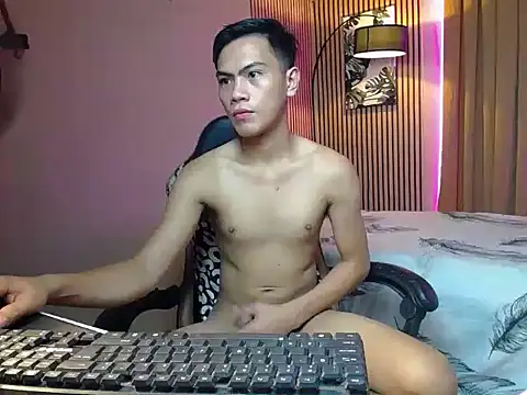 Snapshot of alex_cummer chatting on October 22, 2025, 2:38 pm alex cummer online show from October 22, 2025, 2:38 pm