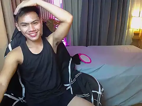 Snapshot of alex_cummer chatting on November 26, 2025, 4:18 pm alex cummer online show from November 26, 2025, 4:18 pm