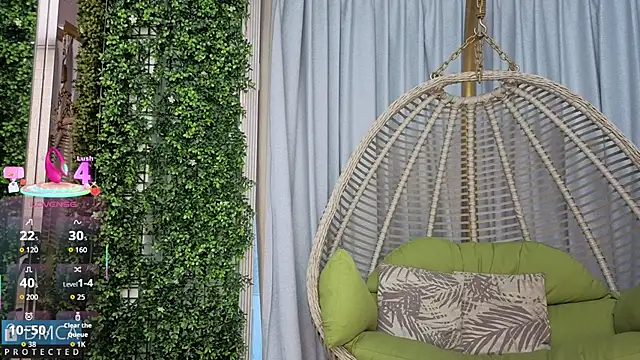 Snapshot of Kiara_Zahiri__ chatting on November 7, 2025, 11:04 am Kiara Zahiri online show from November 7, 2025, 11:04 am