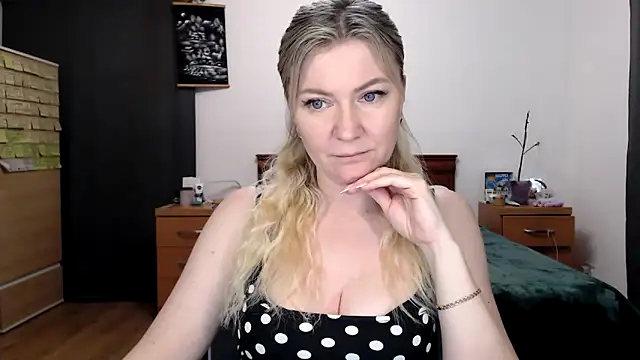 ParadiseAlina online show from March 28, 2026, 7:15 pm