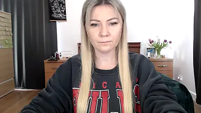 ParadiseAlina online show from January 14, 2026, 2:31 pm