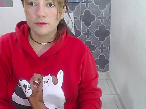 Snapshot of karamirror_ chatting on November 25, 2025, 6:47 am karamirror online show from November 25, 2025, 6:47 am