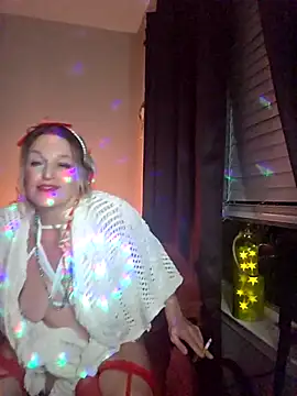 Snapshot of Calimarina chatting on December 21, 2025, 4:14 am Calimarina online show from December 21, 2025, 4:14 am