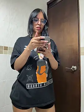 Snapshot of Clawd_hot chatting on November 18, 2025, 10:02 pm Clawd hot online show from November 18, 2025, 10:02 pm