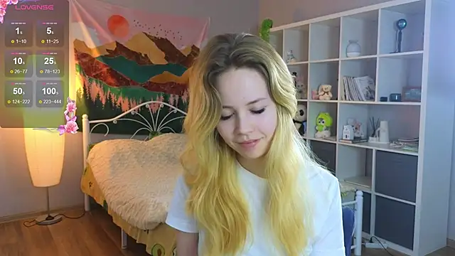 Wendy Cutie online show from September 12, 2025, 5:02 pm