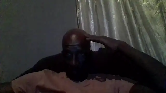 longdickson12345 online show from March 10, 2026, 11:31 pm