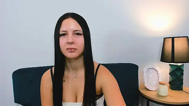 Snapshot of TaliaAdorable chatting on November 15, 2025, 9:46 am TaliaAdorable online show from November 15, 2025, 9:46 am