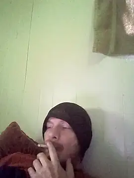 Snapshot of Poundtown1226 chatting on February 20, 2026, 8:22 pm Poundtown1226 online show from February 20, 2026, 8:22 pm