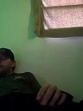 Snapshot of Poundtown1226 chatting on February 27, 2026, 5:46 pm Poundtown1226 online show from February 27, 2026, 5:46 pm