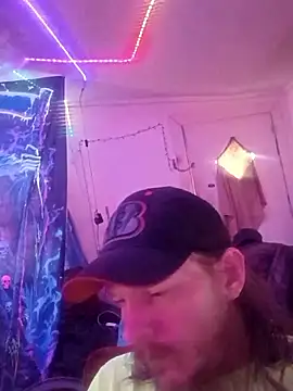 Poundtown1226 online show from May 26, 2026, 9:13 pm