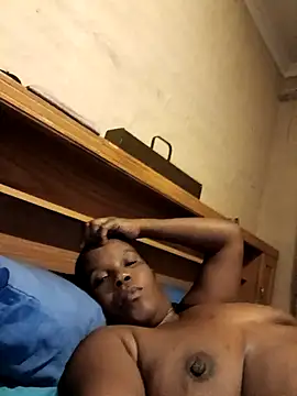 Snapshot of sweetdebbiexxxx chatting on November 18, 2025, 2:27 am sweetdebbiexxxx online show from November 18, 2025, 2:27 am