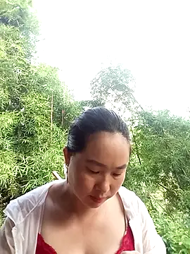 suki-lady online show from October 2, 2025, 1:31 am
