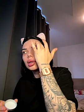 Snapshot of -RAHELA- chatting on November 13, 2025, 10:08 am -RAHELA- online show from November 13, 2025, 10:08 am