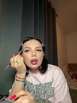 Snapshot of -RAHELA- chatting on November 8, 2025, 3:15 pm -RAHELA- online show from November 8, 2025, 3:15 pm