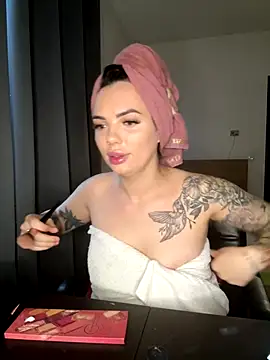 Snapshot of -RAHELA- chatting on November 18, 2025, 11:46 am -RAHELA- online show from November 18, 2025, 11:46 am