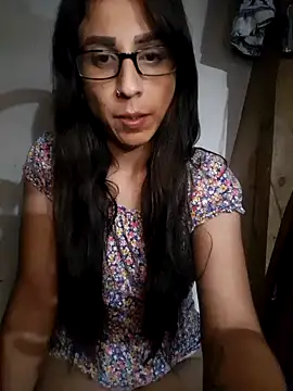 Snapshot of Lindasimpson chatting on September 15, 2025, 11:32 am Lindasimpson online show from September 15, 2025, 11:32 am