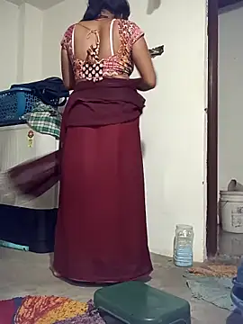 Snapshot of monu_bhabi chatting on April 4, 2026, 7:53 pm monu bhabi online show from April 4, 2026, 7:53 pm