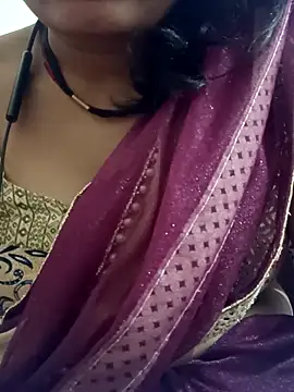 Snapshot of monu_bhabi chatting on March 18, 2026, 7:48 pm monu bhabi online show from March 18, 2026, 7:48 pm