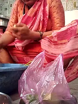 Snapshot of monu_bhabi chatting on April 7, 2026, 10:06 am monu bhabi online show from April 7, 2026, 10:06 am