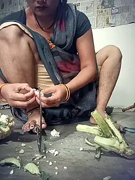 Snapshot of monu_bhabi chatting on March 29, 2026, 10:06 am monu bhabi online show from March 29, 2026, 10:06 am