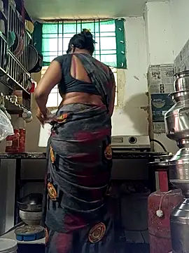 Snapshot of monu_bhabi chatting on March 30, 2026, 7:21 am monu bhabi online show from March 30, 2026, 7:21 am