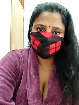 Shikha-mehra7 online show from February 12, 2026, 5:23 pm