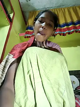 Snapshot of Fasfas2 chatting on December 4, 2025, 1:37 am Fasfas2 online show from December 4, 2025, 1:37 am