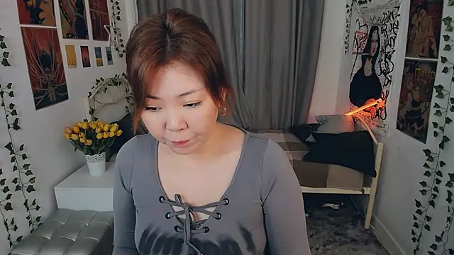 Snapshot of nazu_chan chatting on October 10, 2025, 11:11 am nazu chan online show from October 10, 2025, 11:11 am