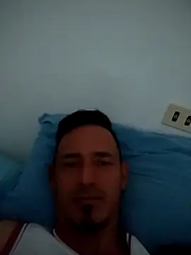 JuanD vero online show from November 3, 2025, 8:07 am