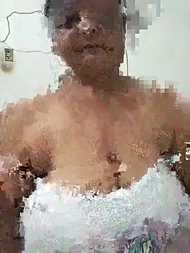 Snapshot of Vydinha chatting on December 3, 2025, 11:47 pm Vydinha online show from December 3, 2025, 11:47 pm