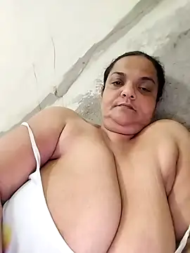 Snapshot of Vydinha chatting on October 28, 2025, 7:07 am Vydinha online show from October 28, 2025, 7:07 am