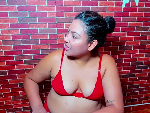 Snapshot of sweet_sexy_bitch42 chatting on November 17, 2025, 4:05 am sweet sexy bitch42 online show from November 17, 2025, 4:05 am