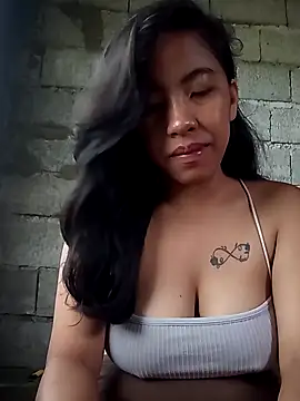 Snapshot of Yapsyxx chatting on November 19, 2025, 11:49 pm Yapsyxx online show from November 19, 2025, 11:49 pm