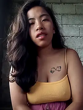 Snapshot of Yapsyxx chatting on November 18, 2025, 11:48 pm Yapsyxx online show from November 18, 2025, 11:48 pm