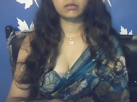 SoftButDeadly0 online show from December 3, 2025, 6:29 pm