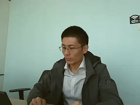 Snapshot of miniyellower chatting on November 21, 2025, 6:12 am miniyellower online show from November 21, 2025, 6:12 am