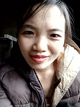 ngan-cute online show from February 23, 2026, 1:40 am
