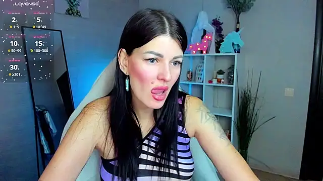 Snapshot of O1d_Lady chatting on December 1, 2025, 8:37 am O1d Lady online show from December 1, 2025, 8:37 am