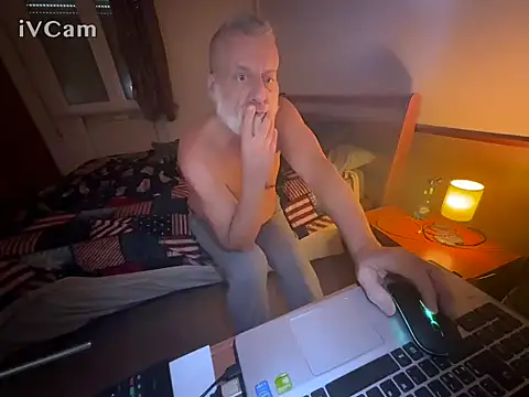 Snapshot of Pigna16PSRN chatting on February 24, 2026, 6:36 am Pigna16PSRN online show from February 24, 2026, 6:36 am