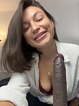 Snapshot of KellySmitS chatting on November 18, 2025, 9:12 am KellySmitS online show from November 18, 2025, 9:12 am