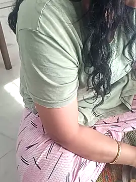 angel ridhi online show from November 19, 2025, 7:08 am