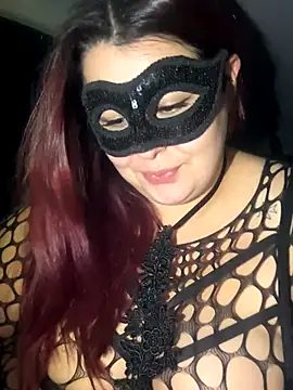 Snapshot of Saphyra_Secret chatting on October 30, 2025, 2:10 am Saphyra Secret online show from October 30, 2025, 2:10 am