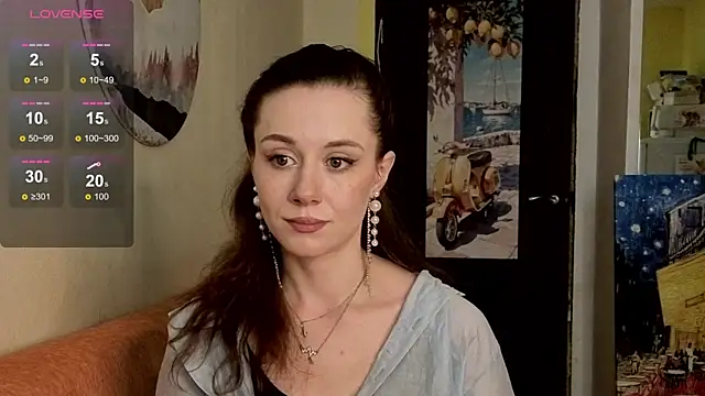 Snapshot of SkyHelen chatting on May 31, 2026, 7:47 am SkyHelen online show from May 31, 2026, 7:47 am