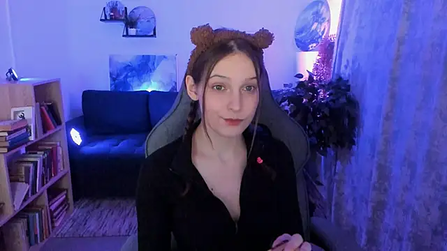 JenniferKiim online show from February 23, 2026, 11:22 am