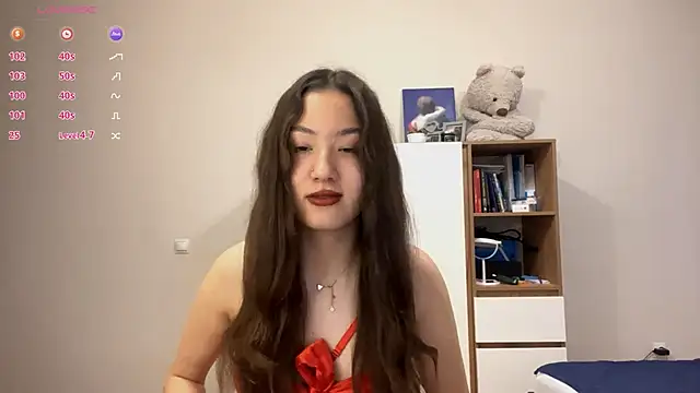 Snapshot of Sakuravice chatting on November 22, 2025, 10:14 am Sakuravice online show from November 22, 2025, 10:14 am