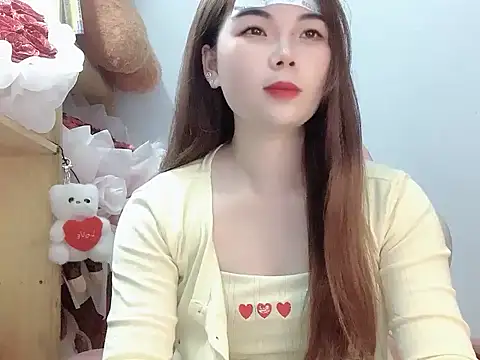 Snapshot of Pony898 chatting on October 28, 2025, 1:32 pm Pony898 online show from October 28, 2025, 1:32 pm