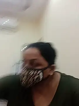 Rakhi sawant143 online show from June 26, 2026, 2:06 am