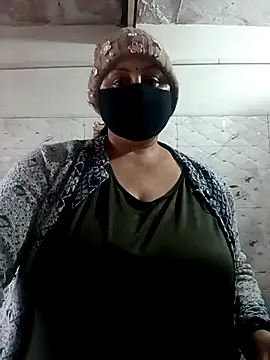 Rakhi sawant143 online show from February 2, 2026, 3:27 am