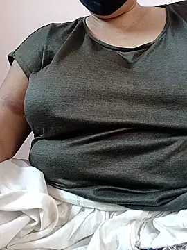 Rakhi sawant143 online show from August 2, 2026, 2:21 am